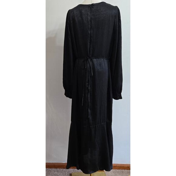 NWT Andrée by Unit Whimsigoth Vamp Witchy Black Satin Midi Long Sleeve Dress M - Picture 5 of 12